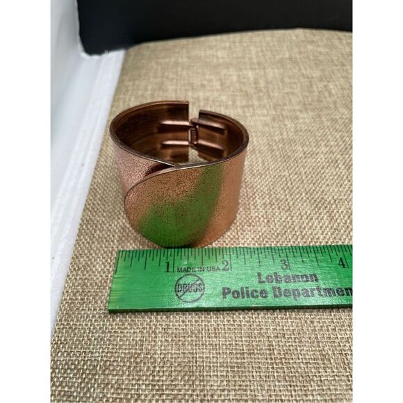 JewelMint Vintage Copper Clamper Bracelet Mid Century Copper Hinged Cuff Bracele - Picture 4 of 8